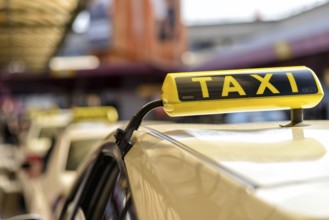 Taxi