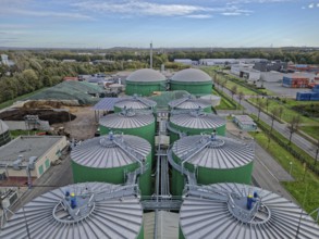 Biogas plant in North Rhine-Westphalia. The plant processes around 300 tons of slurry, manure and