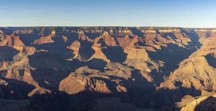 A picture of the landscape of the Grand Canyon National Park as seen from the south rim, Mather
