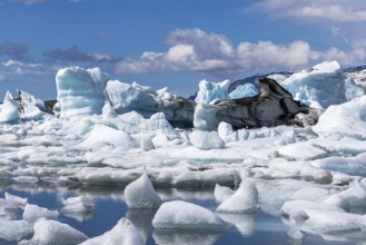 Jökulsarlon glacier lagoon, south coast, Iceland, Europe