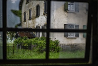Abandoned places such as factories, farmhouses, shops, houses, facilities and clinics in Germany