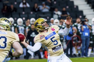 Dresden Monarchs, QB # 5 Kyle J.Carta-Samuels