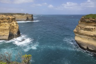An image of the rough coast at the Great Ocean Road Australia