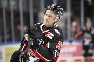 Laura Dick Cologne, LanxessArena, North Rhine-Westphalia, Juhani Tyrvaeinen (Cologne Sharks, #21),