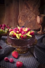 Chocolate cheesecake with fruit