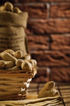 Peanuts composition