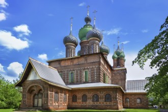 Church of John the Baptist is considered to be the acme of the Yaroslavl school of architecture,