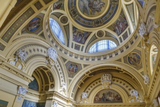 Szechenyi thermal bath in Budapest is the largest medicinal bath in Europe, Hungary. Dome interior