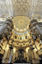 Santa Maria de la Encarnación, Cathedral of Granada, Interior view, Sublime cathedral dome with