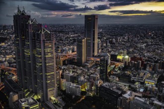 Shinjuku of city landscape and sunset visible from the observatory of the Tokyo Metropolitan
