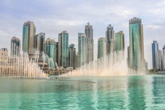 The Dubai Fountain is the world's tallest performing fountain in Downtown Dubai. The popular