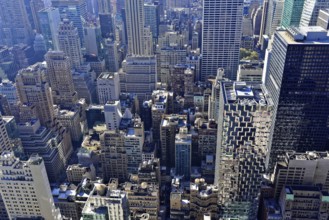 Viewing terrace of Rockefeller Center, detailed view of densely built-up skyscrapers in the city,