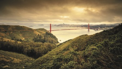 An image of the Golden Gate Bridge San Francisco Bay USA