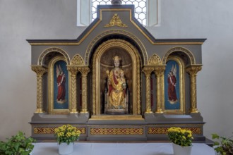 Side altar with statue of the Virgin Mary, St. Blasius Catholic Parish Church in Dietmannsried,