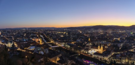 Evening mood, view from the Schlossberg to the illuminated Murinsel and the Mariahilferkirche,