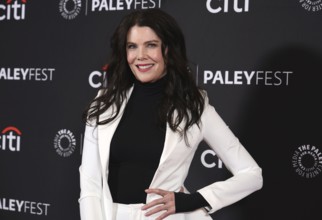 Lauren Graham at the 42nd Annual William S. Paley Television Presents 'Gilmore Girls, 'The