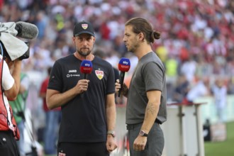 Coach/Coach Sebastian Höneß (VfB Stuttgart) at the match of the 1st FBL: 24-25: 1st Sptg. SC
