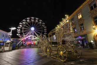 Ferris wheel on the main square, Christmas market, night shot, Leoben, Styria, Austria, Europe