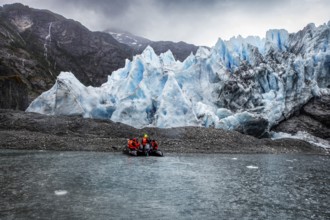 Excursion by Zodiac to the Condor Glacier, Cordillera Darwin, Alberto de Agostini National Park,