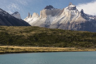 Cuernos del Paine, 2600 metros, trekking W, Parque nacional Torres del Paine, Sistema Nacional de