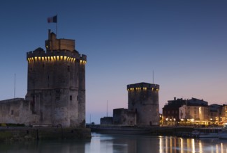 St. Nicholas and La Chaine towers, La Rochelle, Charente-Maritime, France, Europe