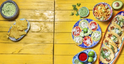 Food, Food, Mexican festive food for independence day, independencia chiles en nogada, tacos al