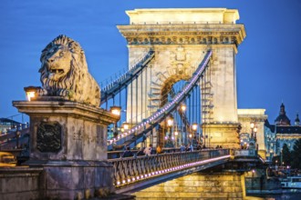 Szechenyi Chain Bridge night view (Budapest, Hungary). Shooting Location: Hungary, Budapest