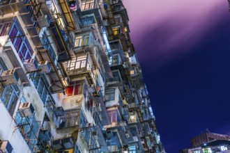 Hong Kong apartment high-rise apartment (Quarry Bay). Shooting Location: Hong Kong Special