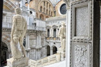 Inner courtyard of the Doge's Palace. Sunny summer day