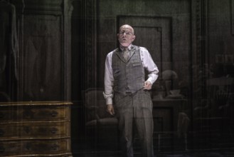 By Adam Ganz and Scanlab Projects in co-operation with the Berliner Ensemble and the Komische Oper