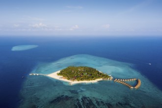 Holiday island Alimatha, Felidhu Atoll, Indian Ocean, Maldives, Asia
