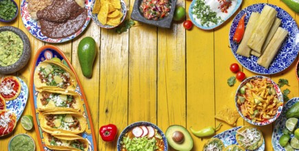 Food, Food, Mexican festive food for independence day, independencia chiles en nogada, tacos al