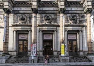 Brussels Old Town, Brussels Capital Region, Belgium, 12 20 2019, Tourists at the entrance of the