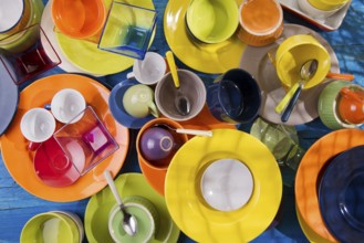 Presentation of mixed accessories for a colorful kitchen