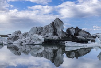 Jökulsarlon glacier lagoon, south coast, Iceland, Europe