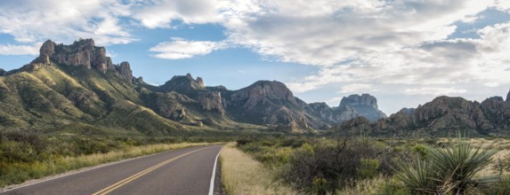 Famous panoramic view of the Chisos mountains in Big Bend NP, USA, North America