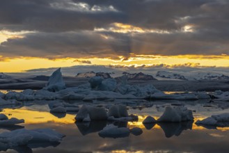Evening at Jökulsarlon, south coast, Iceland, Europe