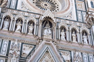 Neo-gothic facade of the renaissance cathedral Santa Maria del Fiore in Florence, Italy, Europe