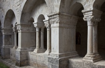 Senanque, Notre-Dame de Sénanque monastery, Cistercian monastery