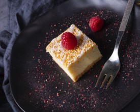Delicious festive cheesecakes from the tin