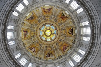 Dome of the Berlin Cathedral photographed from below with brightening in post