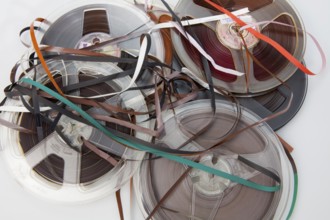 Chaotic recording tapes
