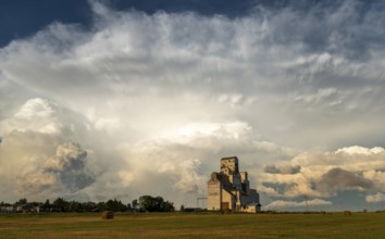 Summer Storms in the Canadian Prairies Dramatic Scenes