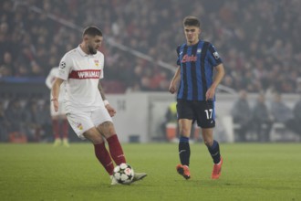 Football match, Jeff CHABOT VFB Stuttgart left with back pass to the back, Charles DE KETELAERE