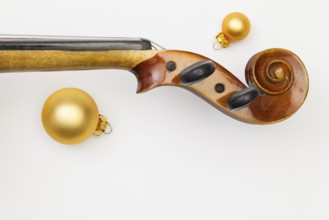 Top view close up shot of old violin and Christmas decoration. Flat Lay Image