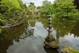 Lantern in Japanese garden, Pond