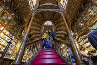 Librería Lello (Livraria Lello), también conocida como Librería Lello e Irmão (Livraria Lello e