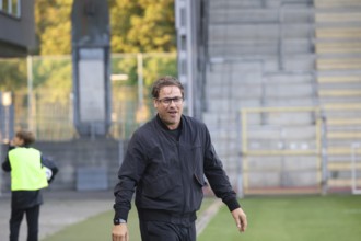 Coach Benedetto Muzzicato (SC Freiburg II / U23) had a good laugh during the match of the Soccer-RL