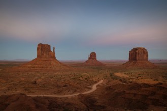 Monument Valley View color sky