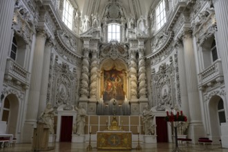 Interior view, Altar, Theatine Church, Odeonsplatz, Graggenau, Munich, Bavaria, Germany, Europe